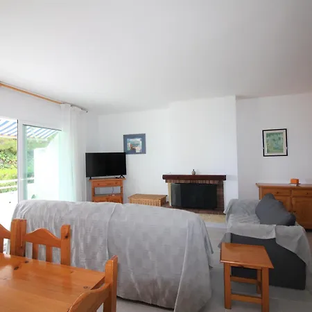 Apartament Amplio Y Luminoso En Grifeu, Terraza, Jardin Y A 200m De La Playa - Es-228-155