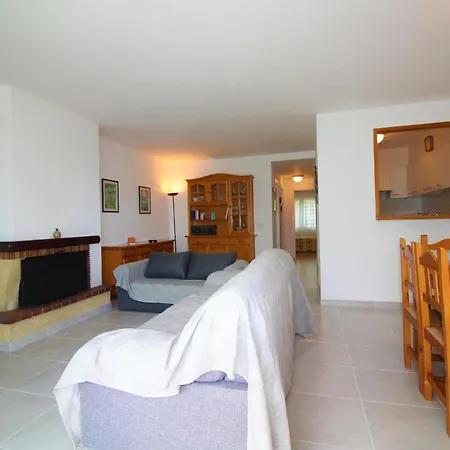 Apartment Amplio Y Luminoso En Grifeu, Terraza, Jardin Y A 200m De La Playa - Es-228-155